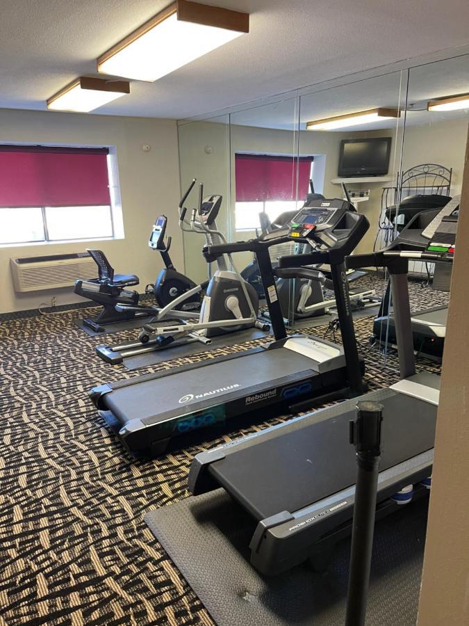 Ramada By Wyndham Oklahoma City Airport North Kültér fotó