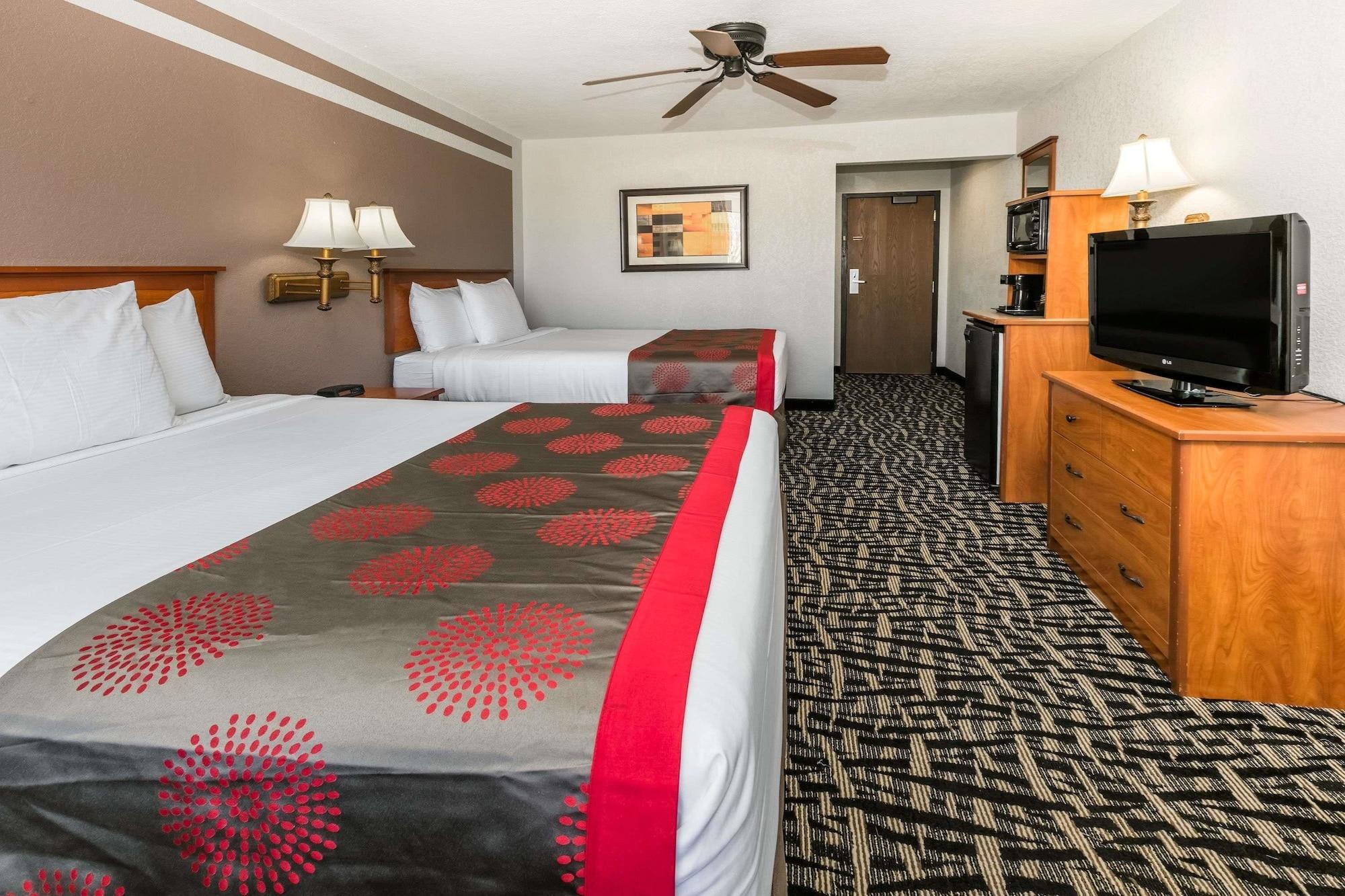 Ramada By Wyndham Oklahoma City Airport North Kültér fotó