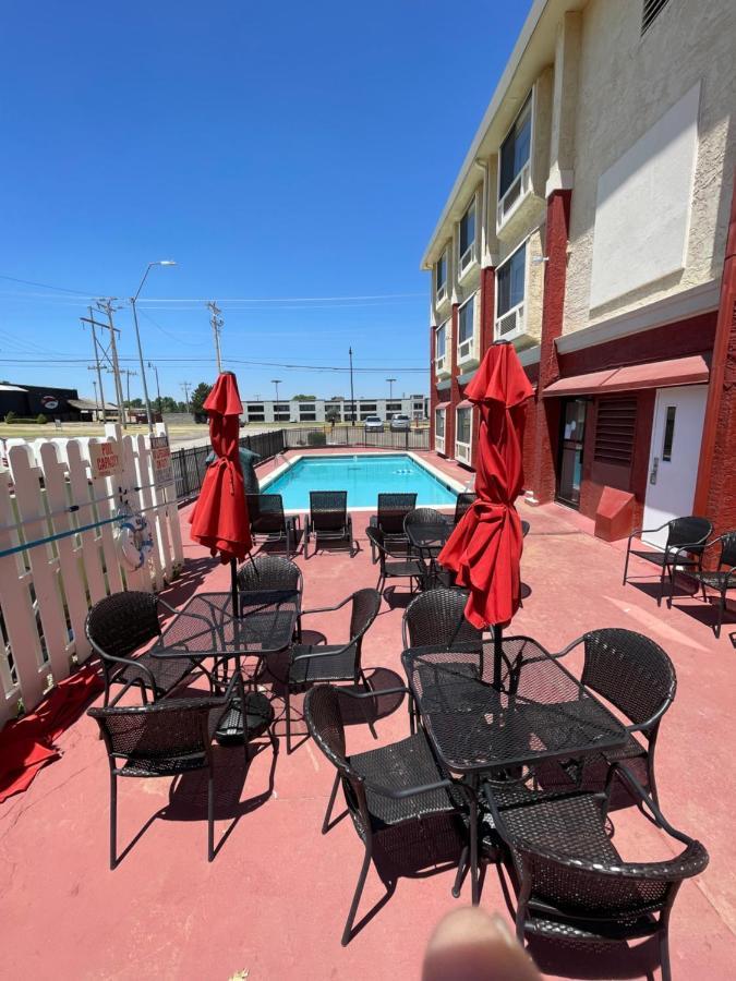 Ramada By Wyndham Oklahoma City Airport North Kültér fotó