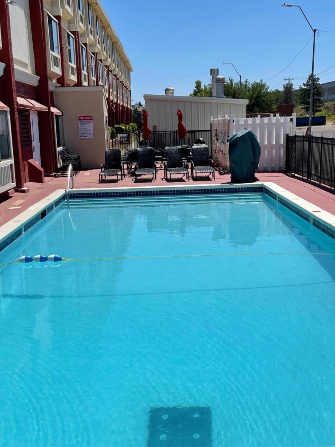 Ramada By Wyndham Oklahoma City Airport North Kültér fotó