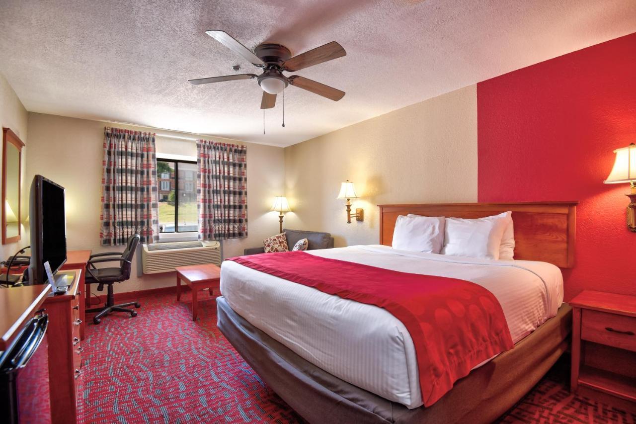 Ramada By Wyndham Oklahoma City Airport North Kültér fotó