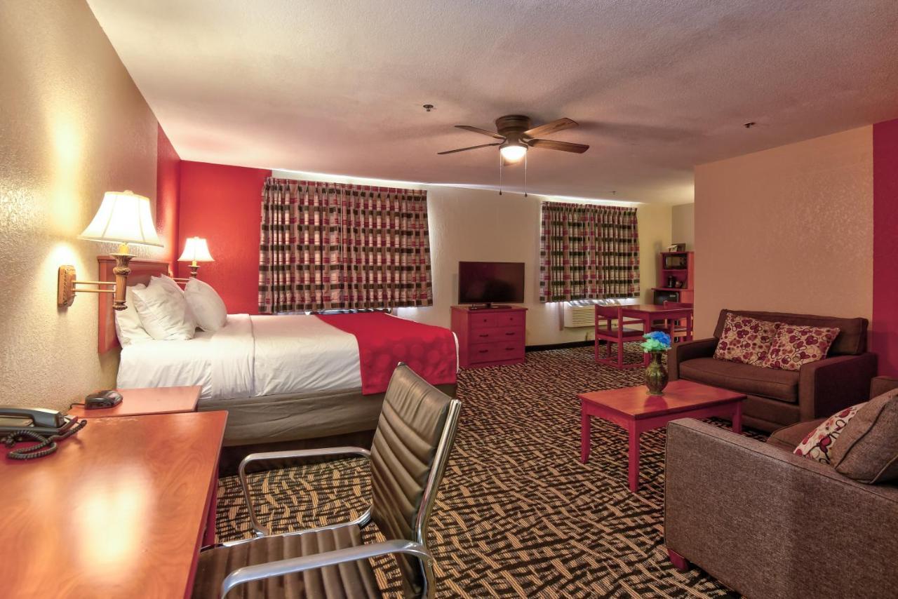 Ramada By Wyndham Oklahoma City Airport North Kültér fotó