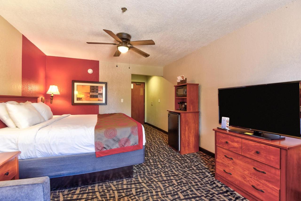 Ramada By Wyndham Oklahoma City Airport North Kültér fotó