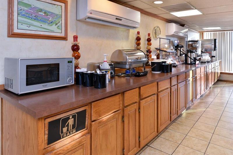 Ramada By Wyndham Oklahoma City Airport North Kültér fotó